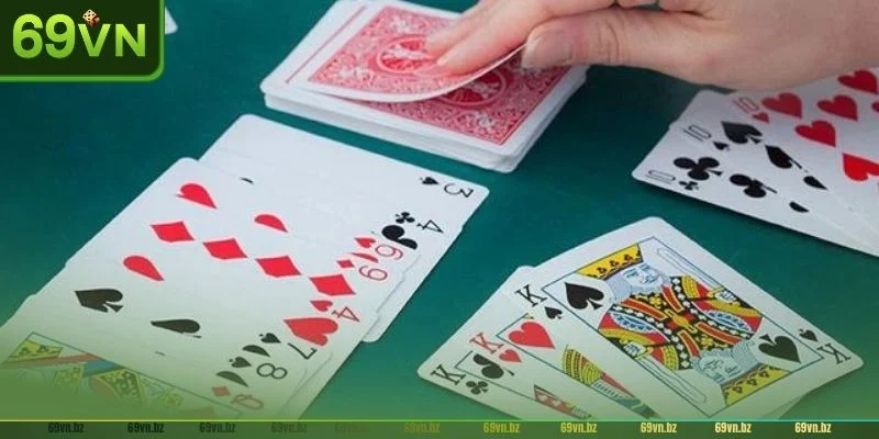 Nắm bắt quy luật tứ tử để sử dụng bộ bài tứ tử hiệu quả.